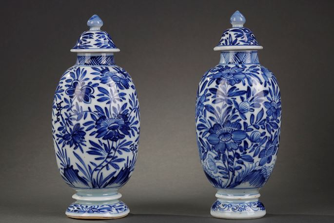 Pair of Chinese blue and white vases | MasterArt